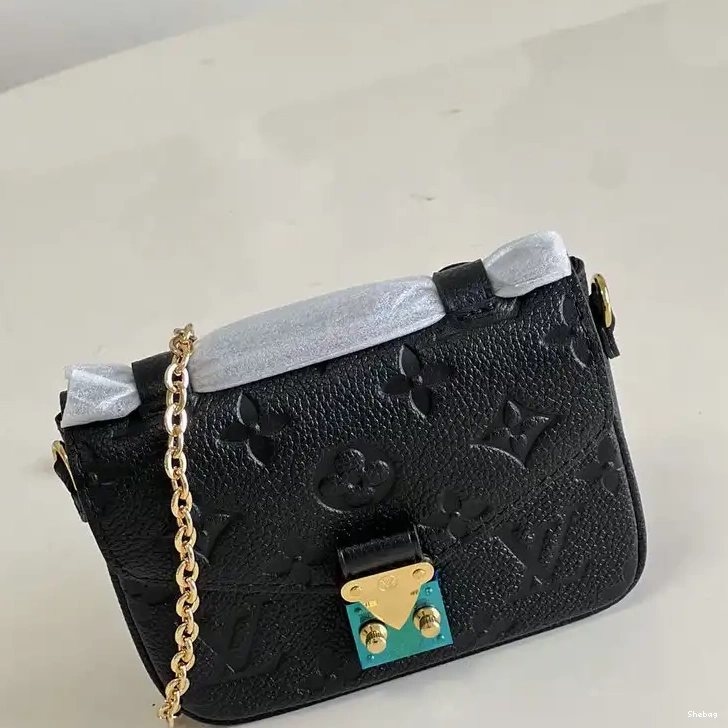 Bag 2205YA0007 LV 0630